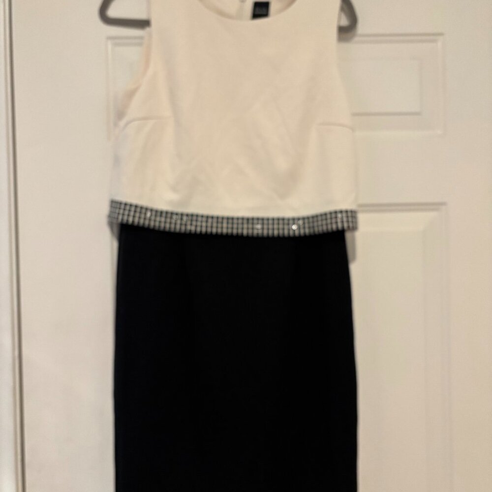 Womens Black Sax Fifth Avenue size 8 dress black and cream stretchy #131 prelove